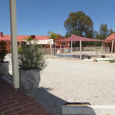 The Lydoun Motel Chiltern Extérieur photo